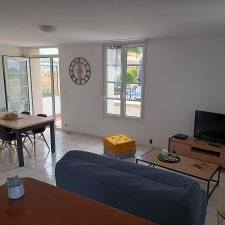 Maison Face Au Mont Avec Exterieur Авранш Екстериор снимка